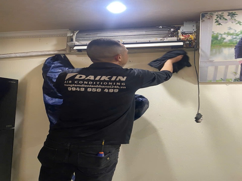 vệ sinh điều hòa giá rẻ tại nhà Hà Nội