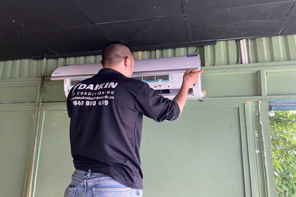 Thợ sửa chữa điều hòa tại Ngã Tư Sở uy tín Thợ sửa chữa điều hòa tại Ngã Tư Sở uy tín
