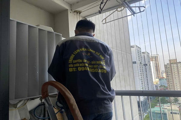 thợ sửa chữa điều hòa giá rẻ tại Ngã Tư Sở thợ sửa chữa điều hòa giá rẻ tại Ngã Tư Sở