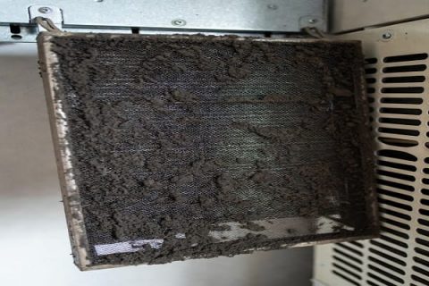 Điều hòa không mát: 7 nguyên nhân thường gặp và cách xử lý trước khi gọi thợ