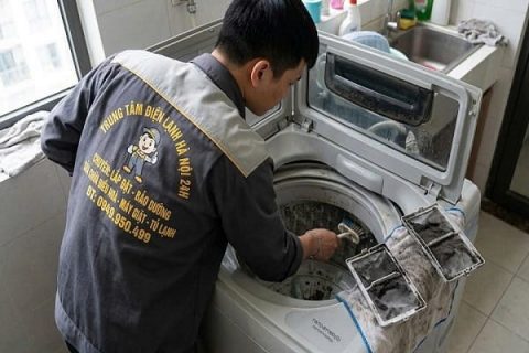 Giá vệ sinh máy giặt cửa ngang mới nhất 2026, bảng giá chi tiết tại nhà