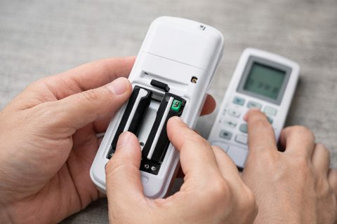 Điều hòa mất nguồn do đâu? 7 nguyên nhân thường gặp & Cách tự sửa không cần gọi thợ