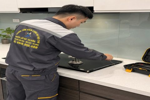 Thay Mặt Kính Bếp Từ Giá Bao Nhiêu? Xem Ngay Địa Chỉ Uy Tín Gần Nhà Bạn Sau 15P